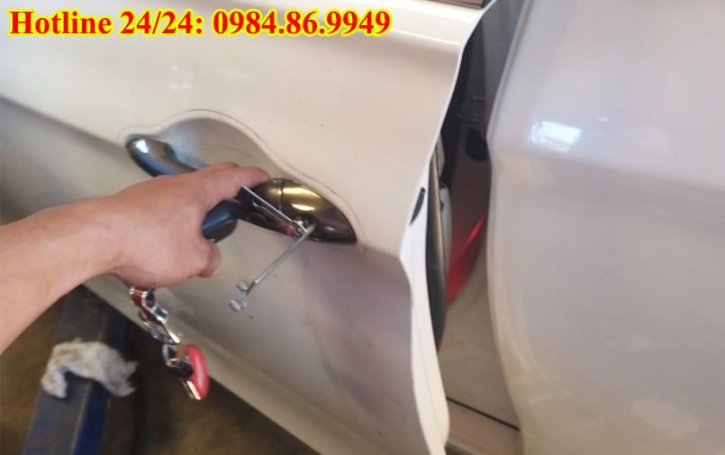 Thợ Mở Khóa Ô Tô Tại Trảng Bom Chuyên Nghiệp Gần Nhất Giá Rẻ Nhất
